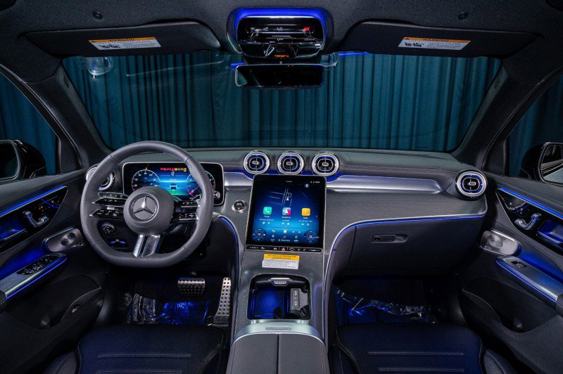 New 2026 Mercedes-Benz GLC 300 image 14
