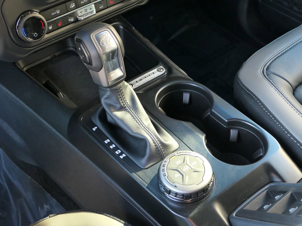 Used 2025 Ford Bronco Outer Banks image 23