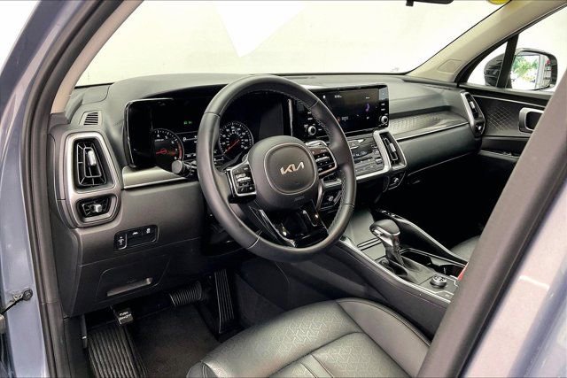 Used 2023 Kia Sorento S FWD image 14