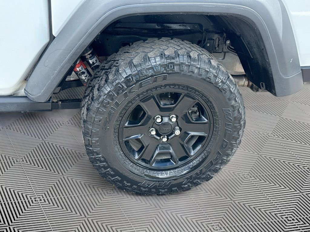 Certified 2021 Jeep Gladiator Mojave AWD/4WD image 33