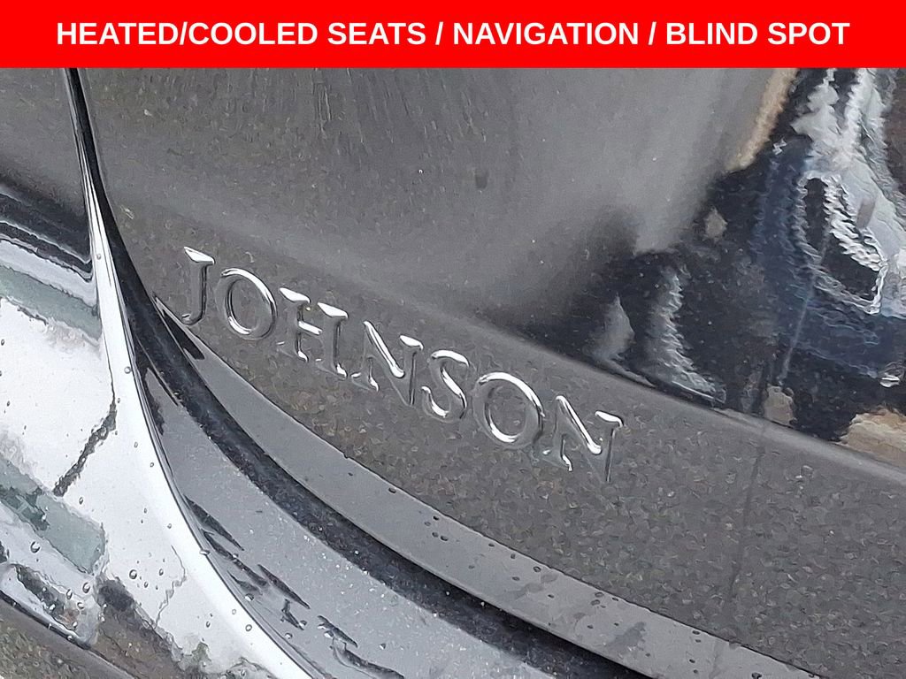 Used 2024 Lincoln Nautilus Reserve w/ Equipment Group 202A image 24