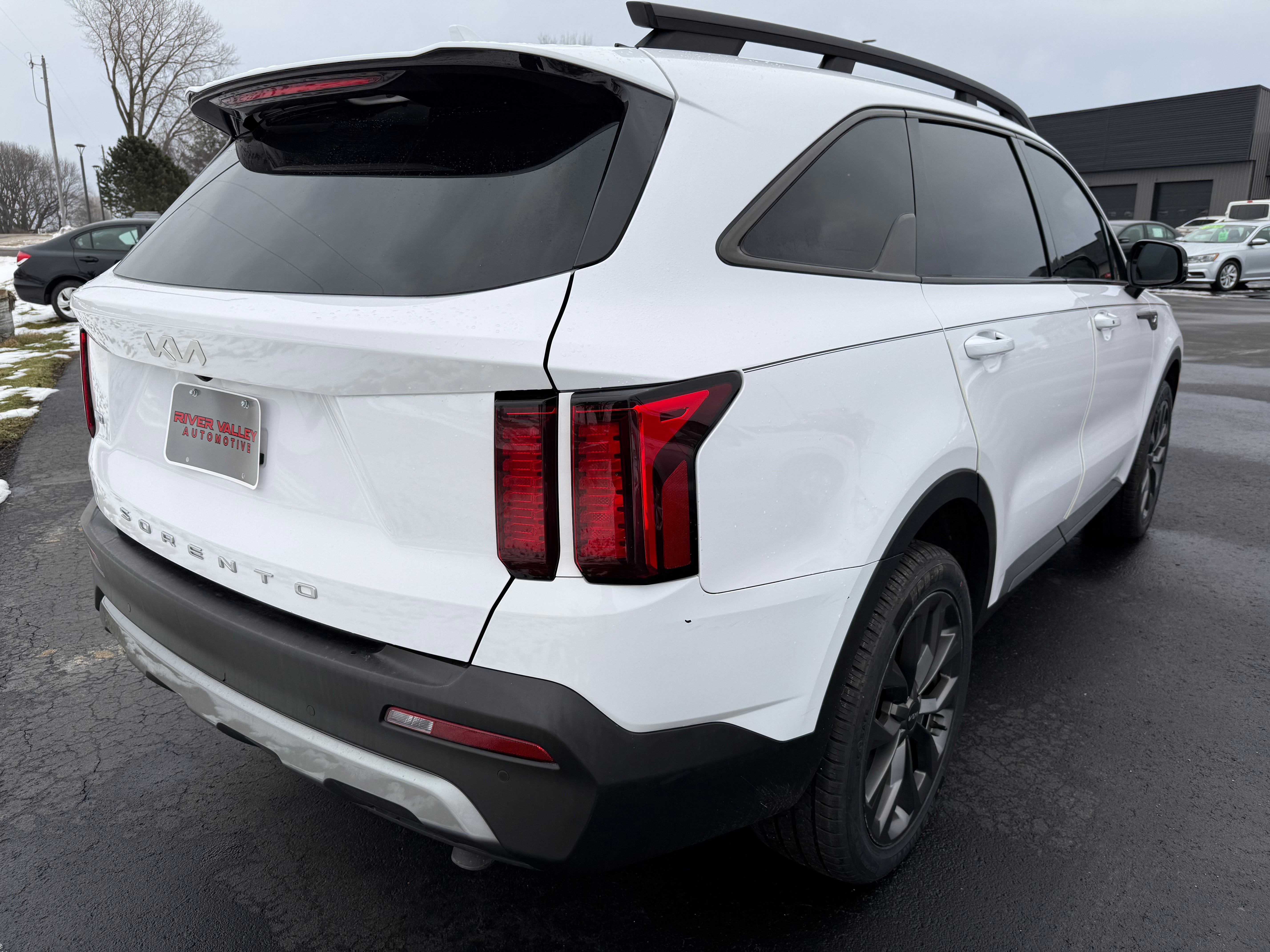 Used 2022 Kia Sorento X-Line EX AWD/4WD image 3