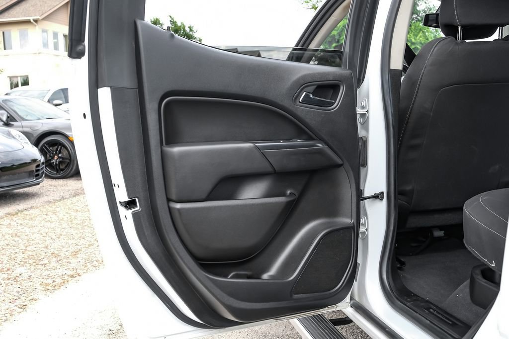 Used 2019 Chevrolet Colorado LT w/ LT Convenience Package RWD image 50