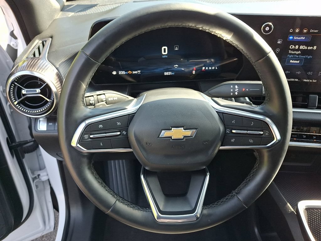 Used 2025 Chevrolet Equinox LT w/ Safety and Technology Package AWD/4WD image 19