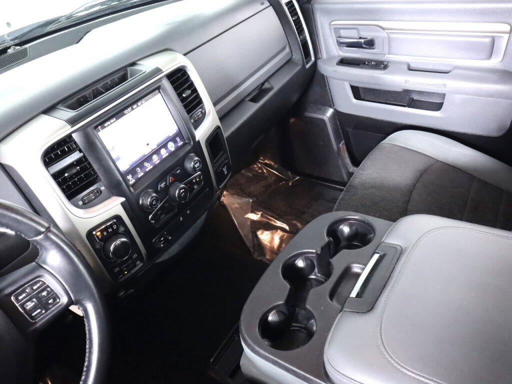 Used 2015 RAM 1500 Big Horn image 28