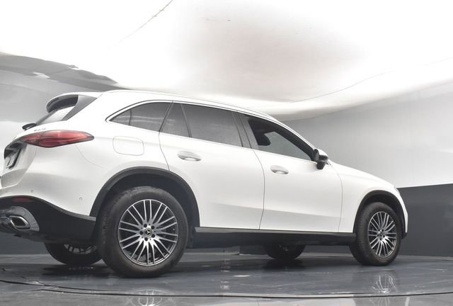 Used 2023 Mercedes-Benz GLC 300 4MATIC image 35