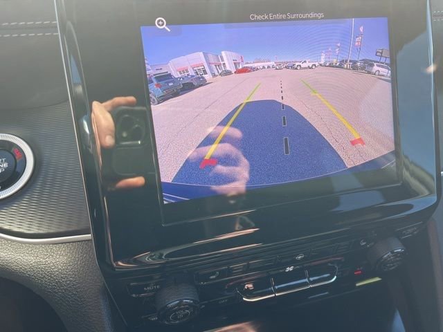 New 2025 Jeep Grand Cherokee 4WD image 16