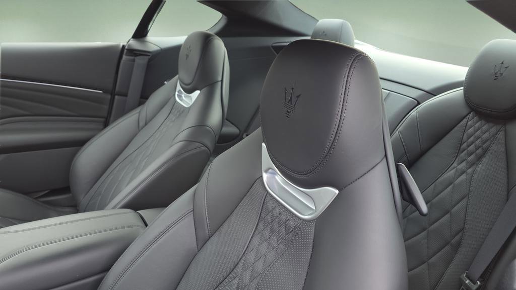 Certified 2024 Maserati GranTurismo Modena image 19