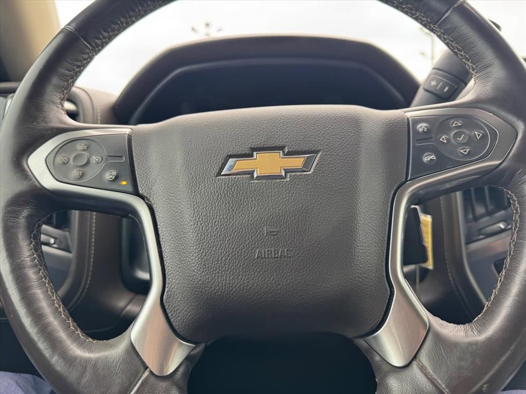 Used 2018 Chevrolet Silverado 1500 LTZ Z71 w/ LTZ Plus Package AWD/4WD image 17