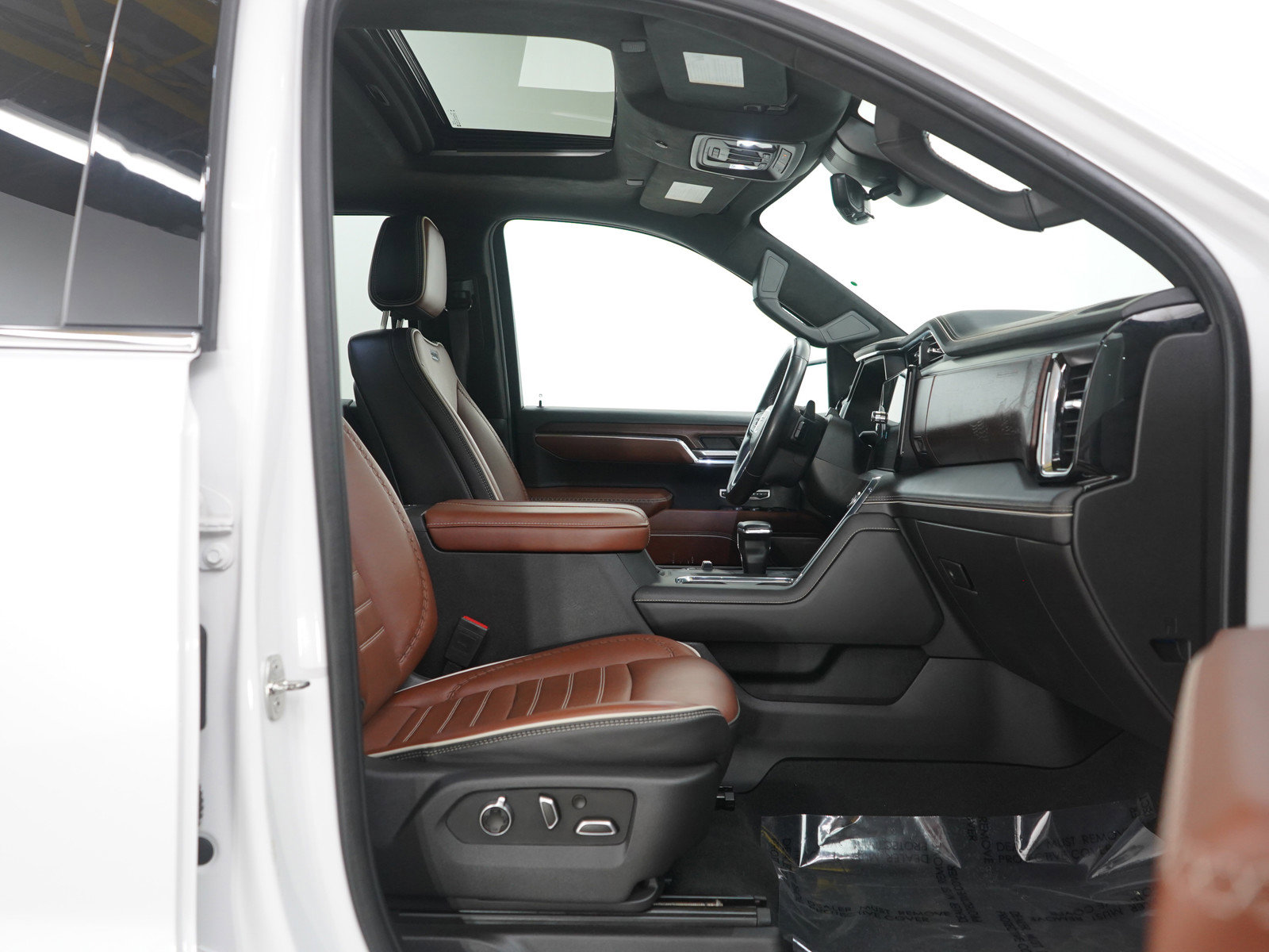 Used 2023 GMC Sierra 1500 Denali Ultimate image 12