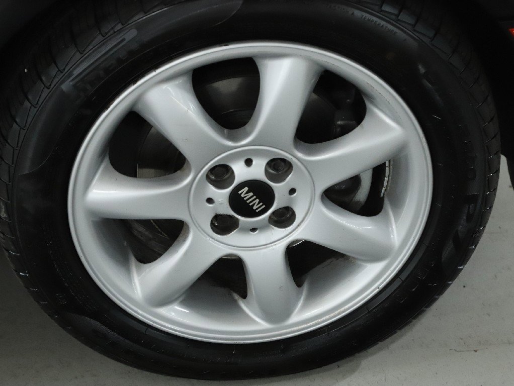 Used 2006 MINI Cooper Hardtop image 35