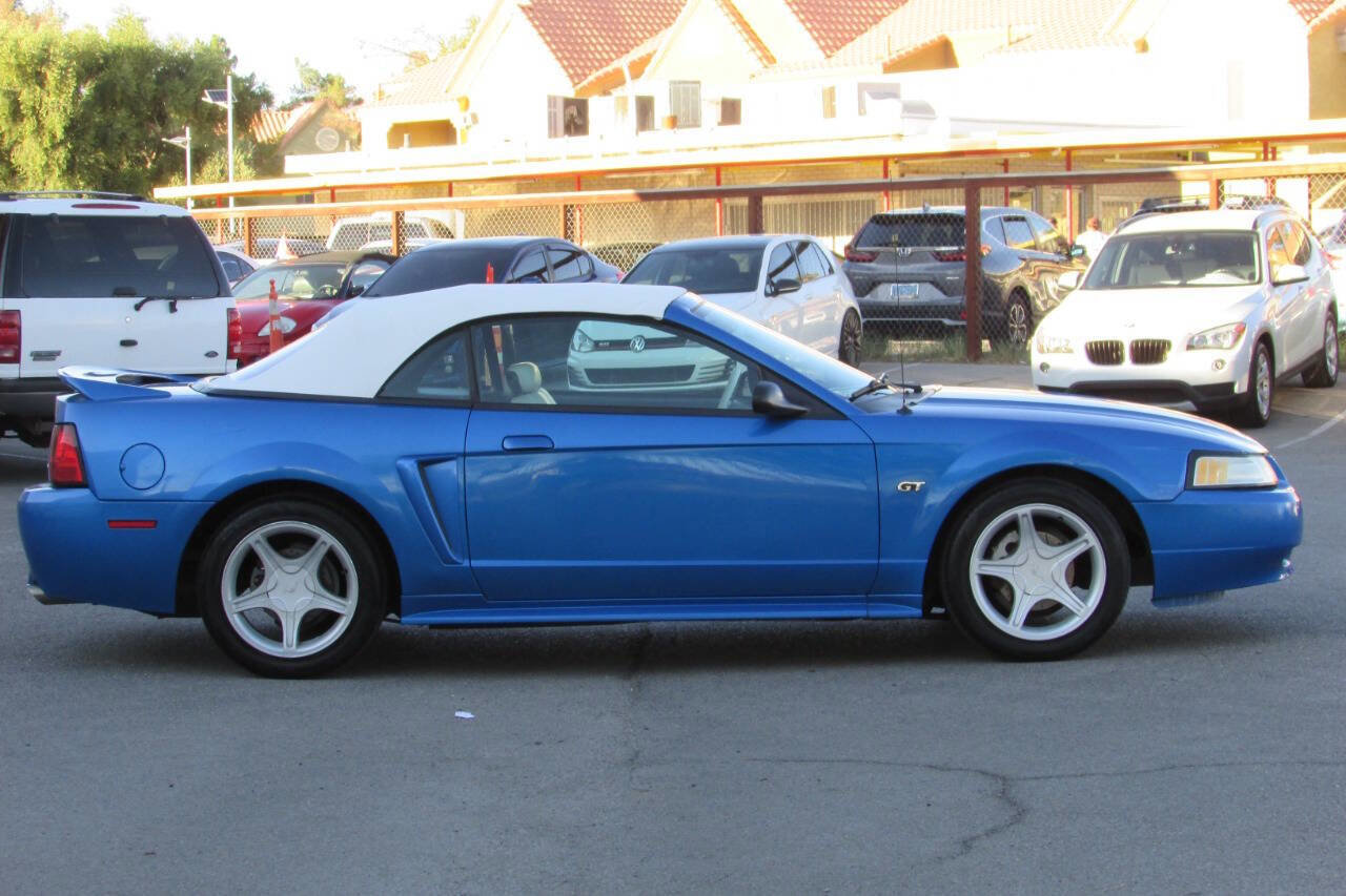 Used 2000 Ford Mustang GT image 10