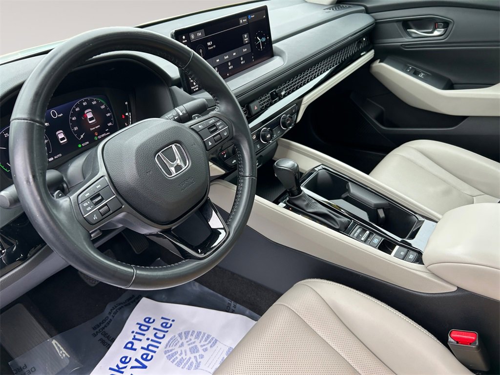Used 2023 Honda Accord EX-L image 10