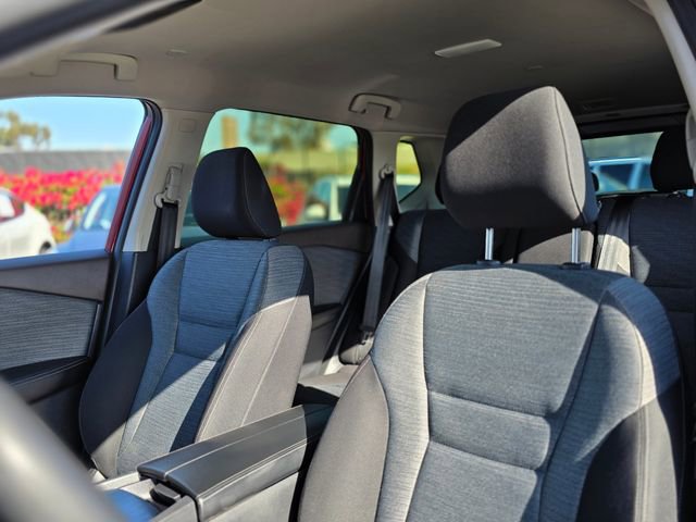 Used 2023 Nissan Rogue SV image 13