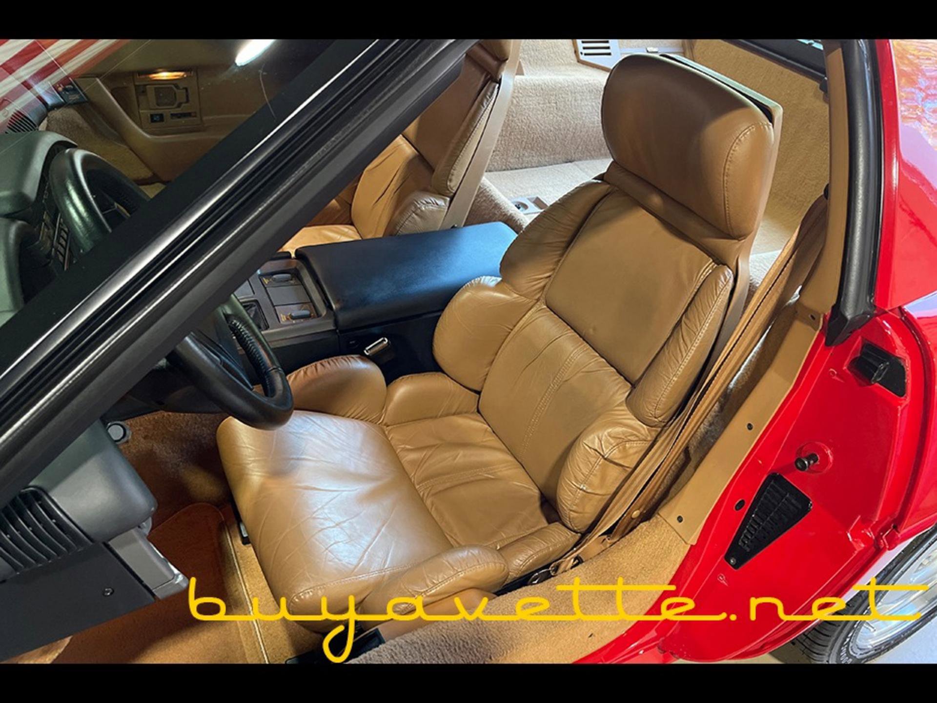 Used 1991 Chevrolet Corvette Coupe image 17