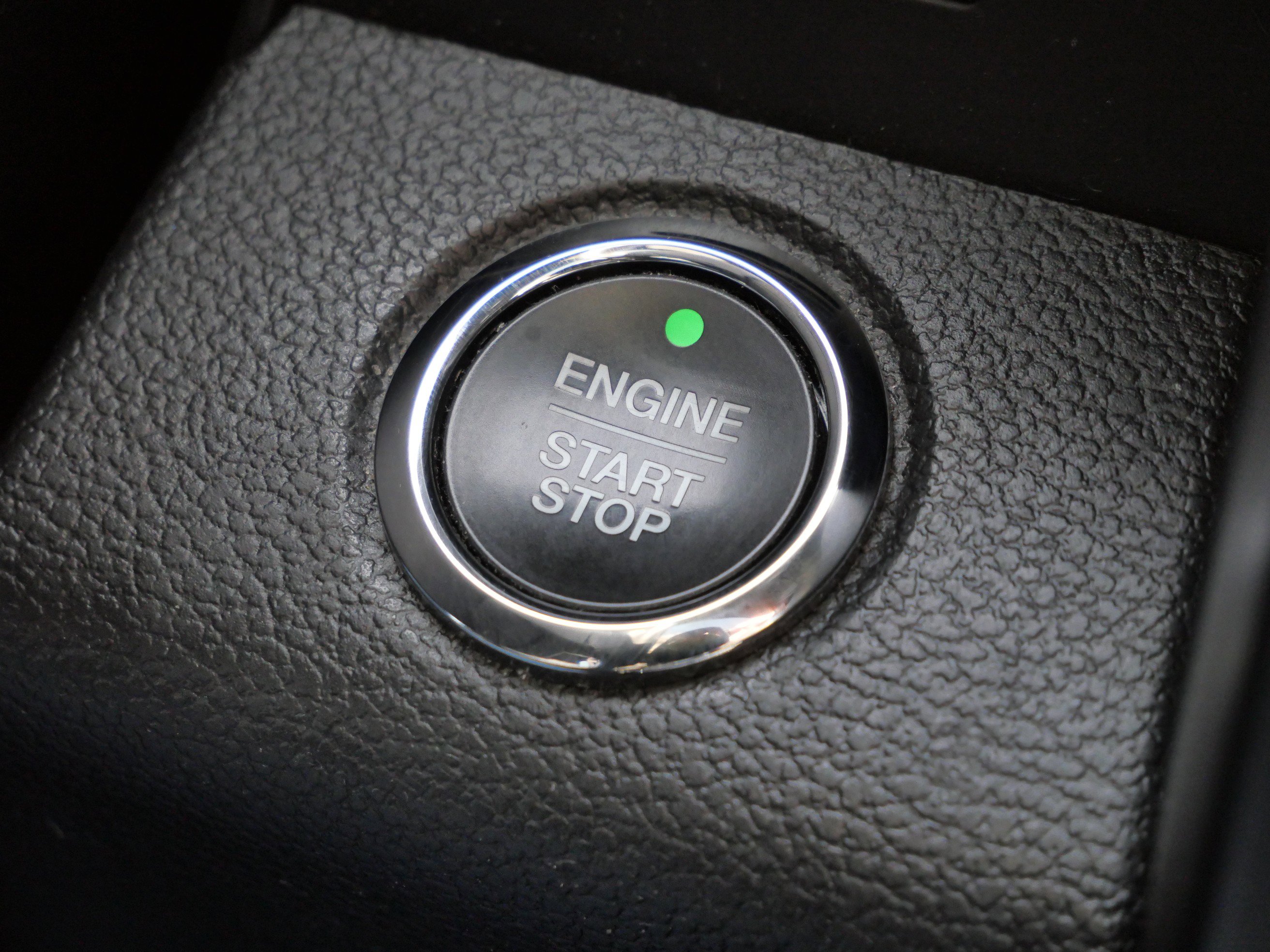 Used 2018 Ford Expedition Limited w/ Equipment Group 301A image 28