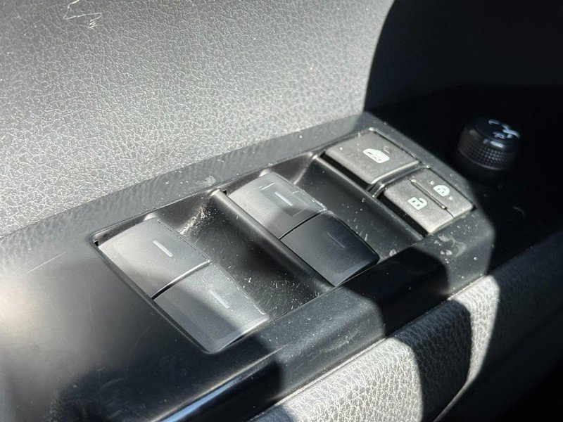 Certified 2025 Toyota Camry Hybrid image 23