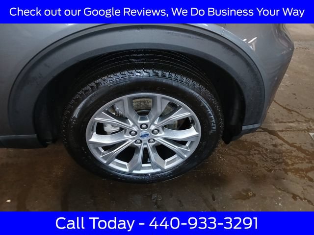 Certified 2023 Ford Explorer XLT w/ Equipment Group 202A AWD/4WD image 13