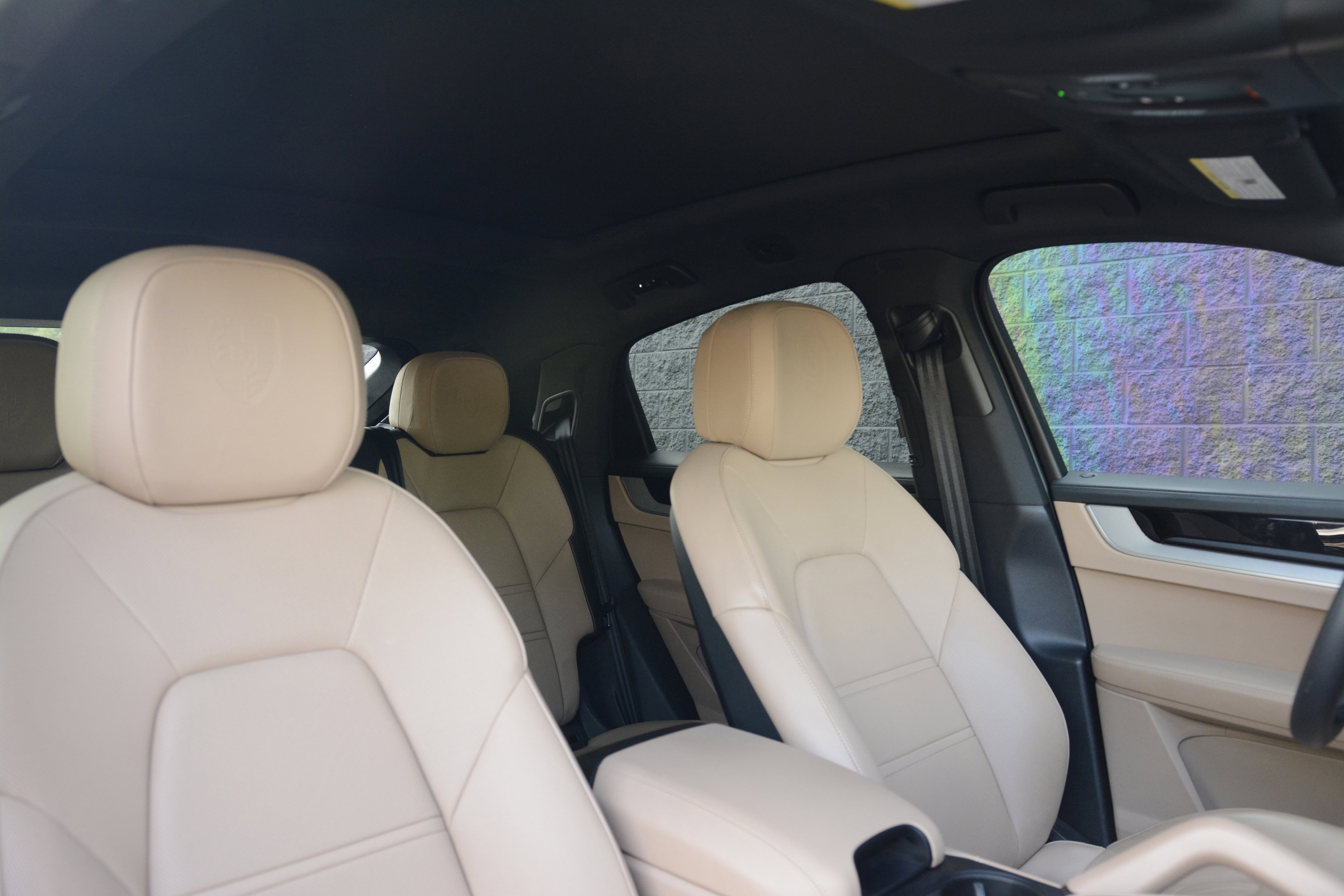 Certified 2025 Porsche Cayenne Coupe image 29