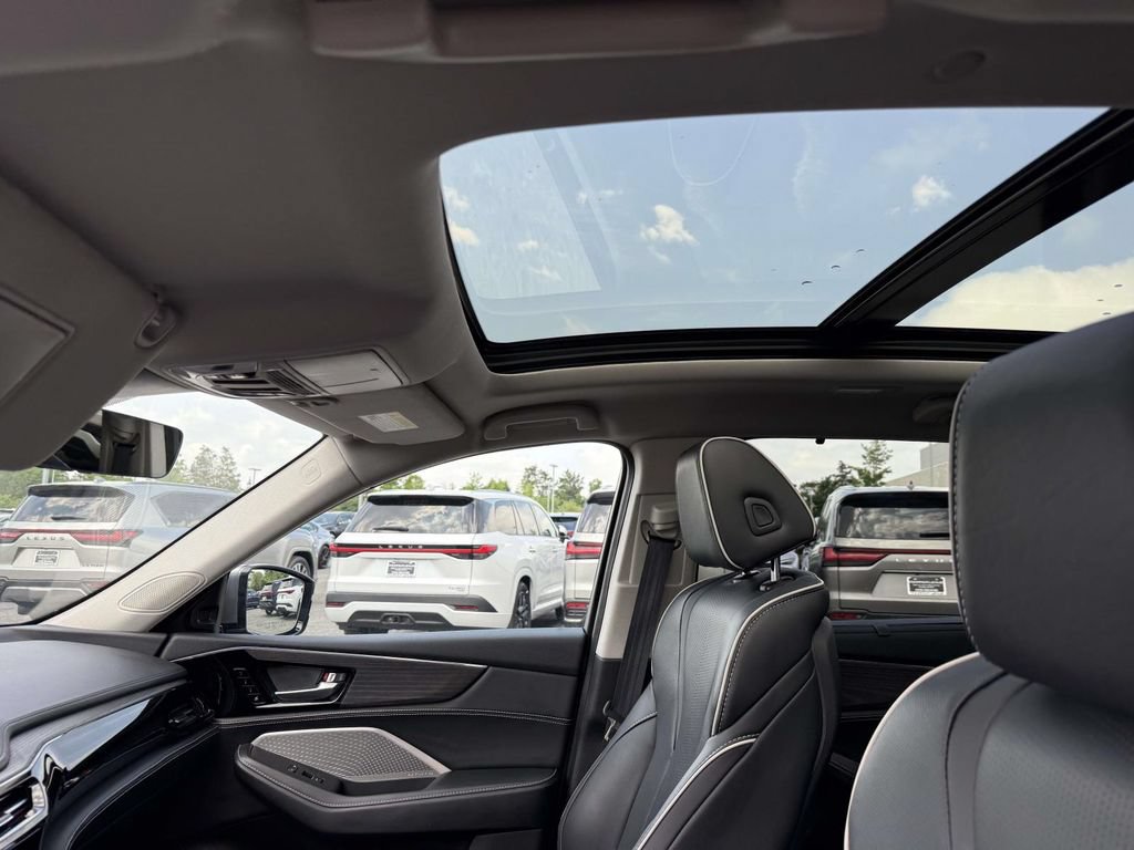 Used 2024 Acura MDX SH-AWD w/ Advance Package image 21