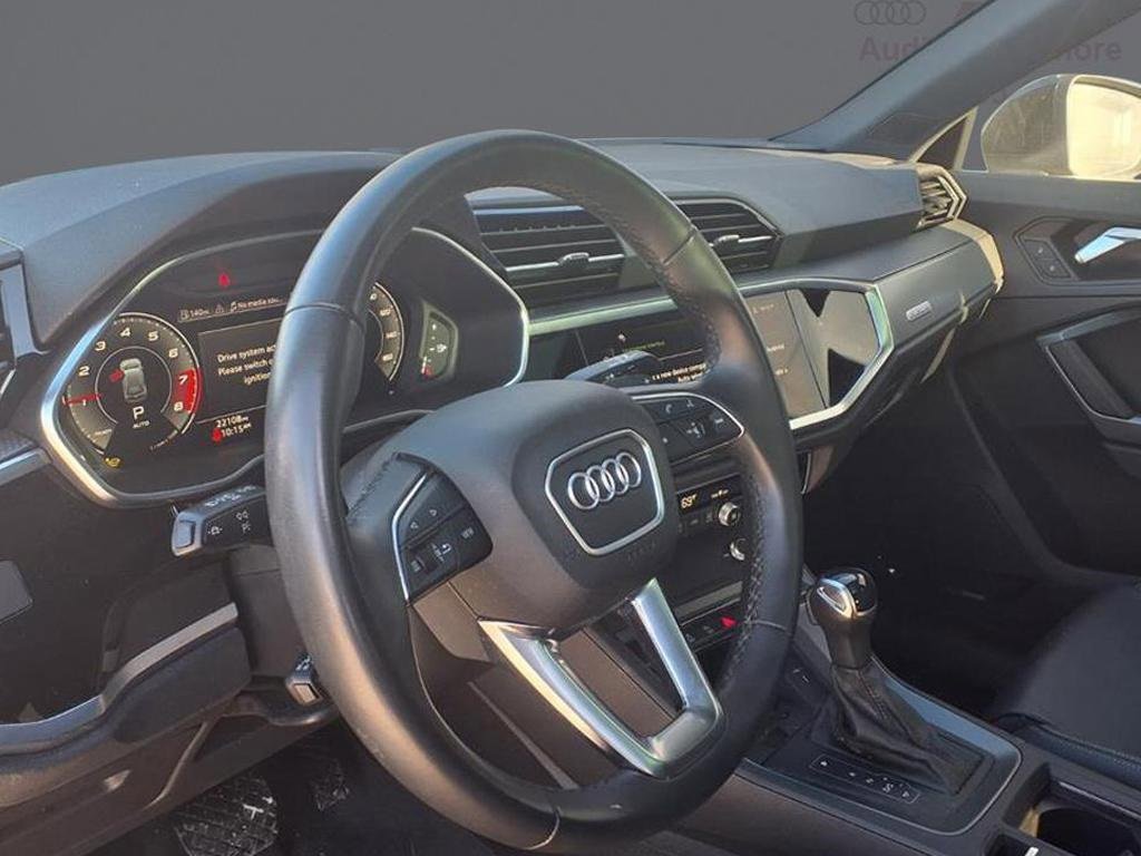 Used 2024 Audi Q3 2.0T Premium Plus w/ Premium Plus Package image 11