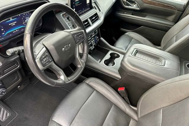 Used 2022 Chevrolet Tahoe Z71 w/ Luxury Package image 7