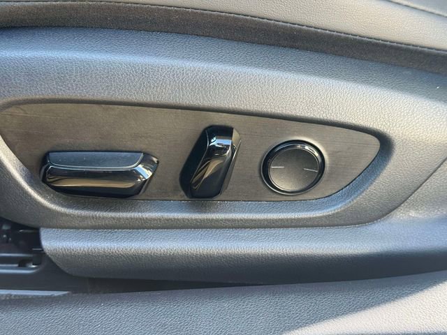 Certified 2025 Lexus ES 350 w/ Premium Package image 22