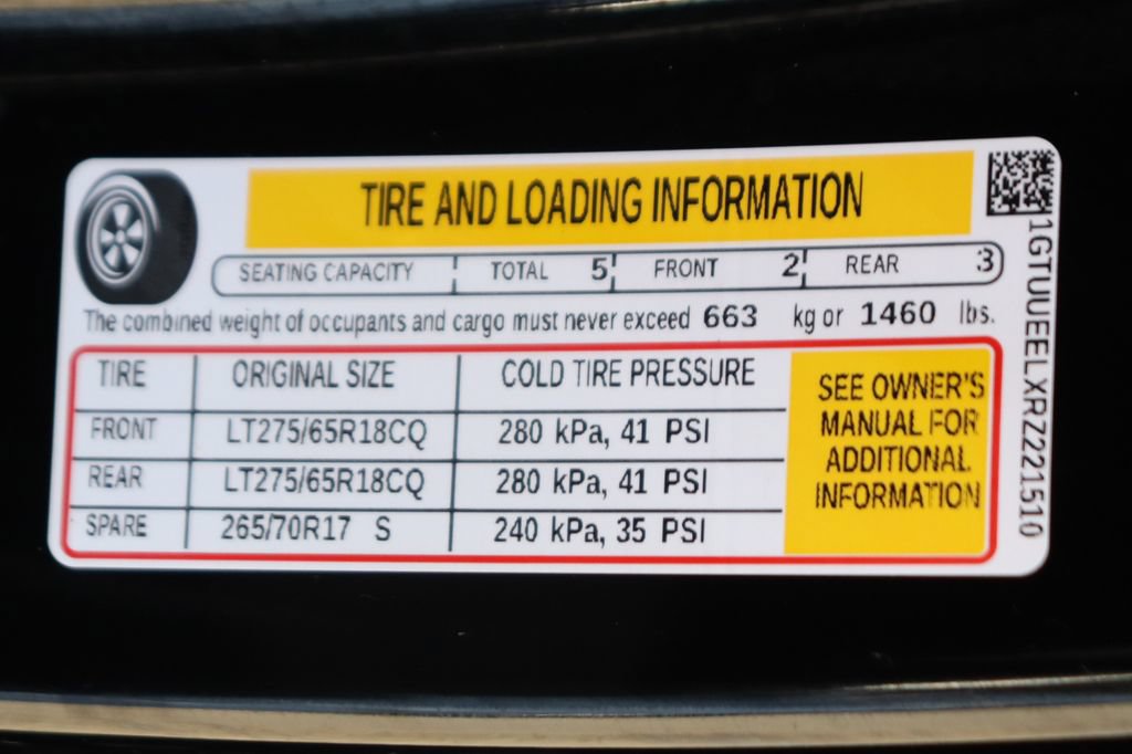 Used 2024 GMC Sierra 1500 AT4 w/ Technology Package AWD/4WD image 55