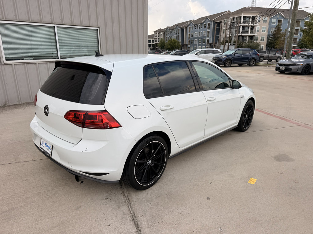 Used 2017 Volkswagen GTI S FWD image 8
