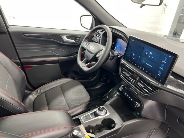 Used 2023 Ford Escape ST-Line AWD/4WD image 23