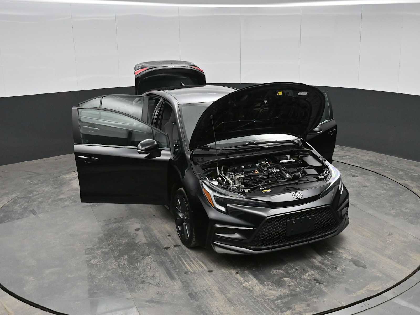 Used 2024 Toyota Corolla SE image 39