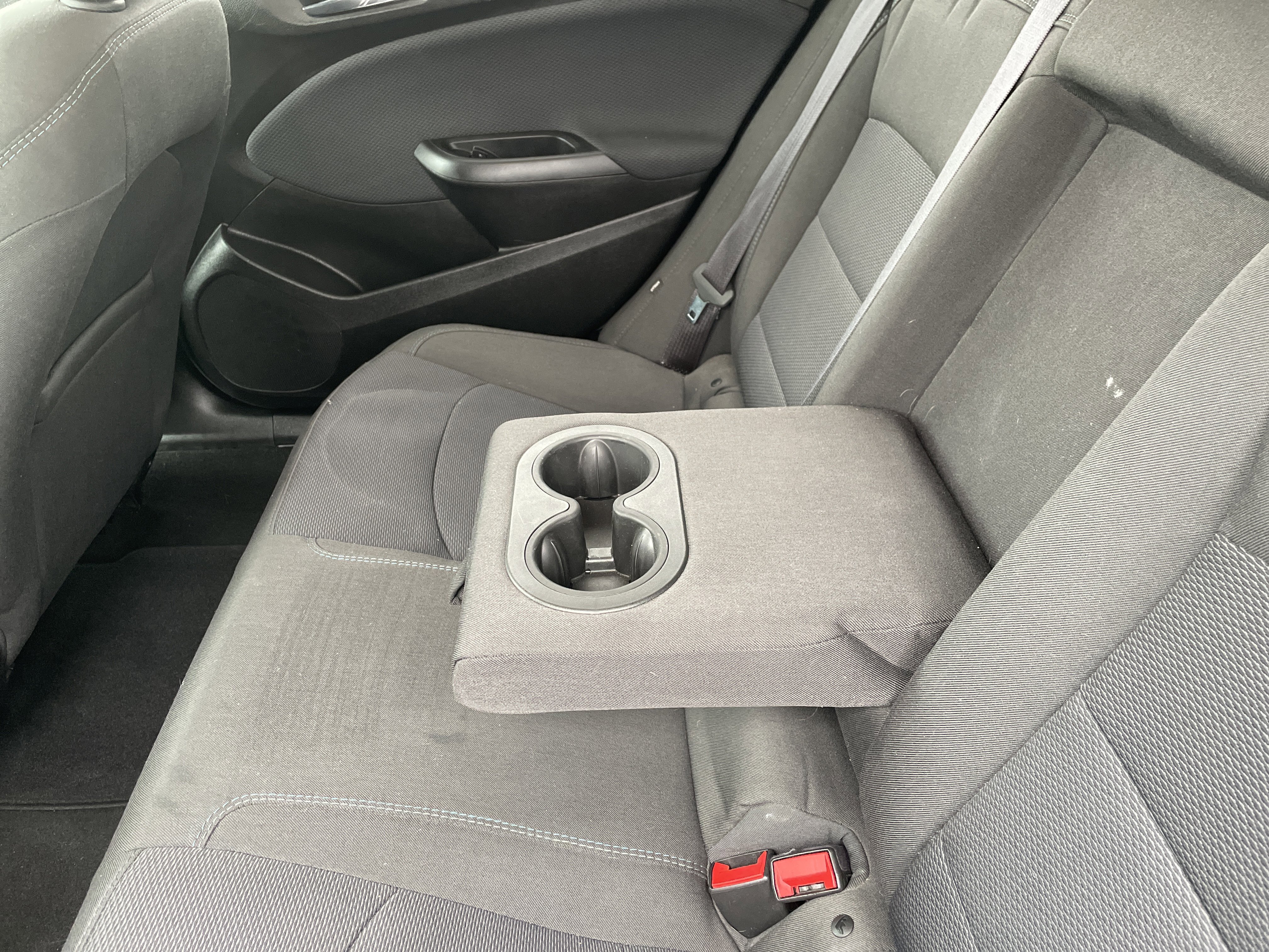 Used 2017 Chevrolet Cruze LT w/ Convenience Package image 30