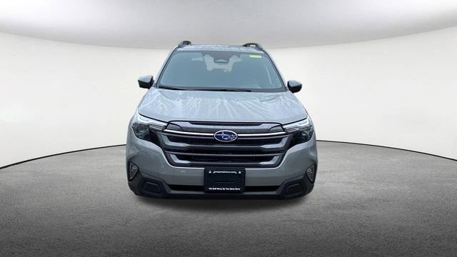 Used 2025 Subaru Forester Premium image 3