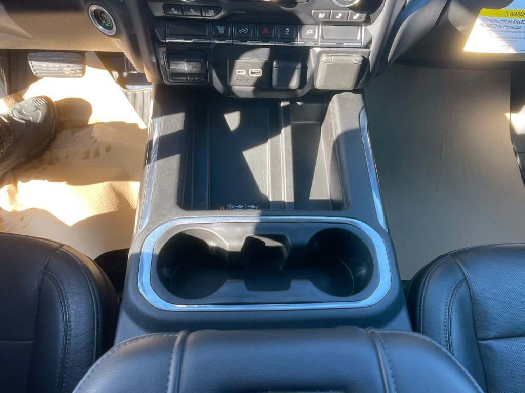 Used 2020 Chevrolet Silverado 3500 LTZ w/ LTZ Convenience Package AWD/4WD image 19