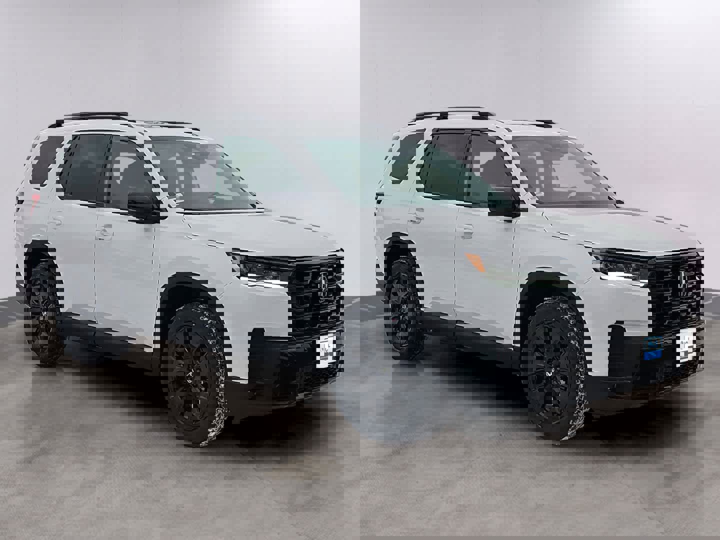 New 2026 Honda Pilot Black Edition image 2