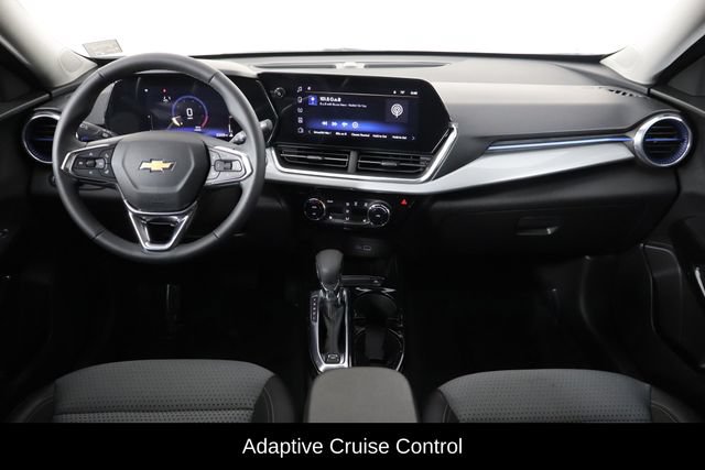 Used 2025 Chevrolet Trax LT w/ Driver Confidence Package FWD image 12