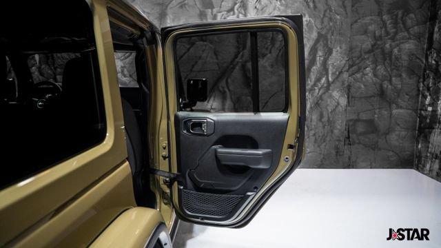 New 2025 Jeep Wrangler Unlimited Rubicon w/ Safety Group AWD/4WD image 13