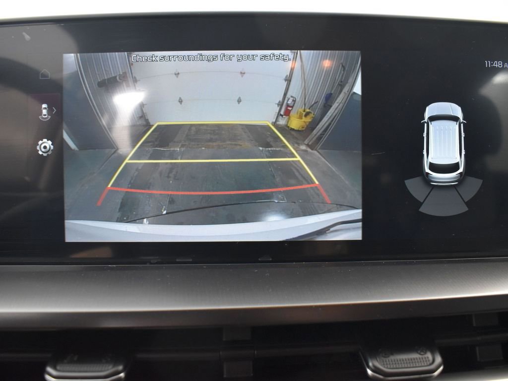 Used 2023 Kia Telluride LX image 10