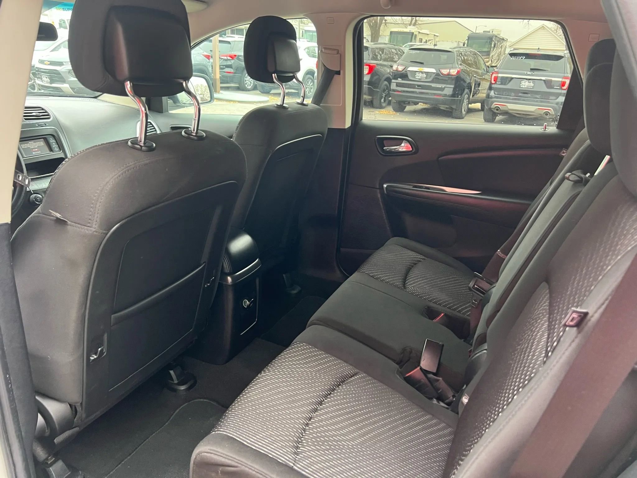 Used 2014 Dodge Journey SXT w/ Flexible Seating Group image 12