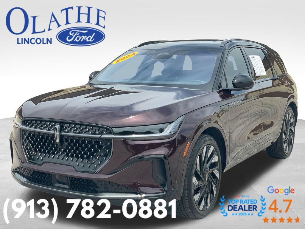 Used 2024 Lincoln Nautilus Reserve w/ Equipment Group 202A AWD/4WD image 1