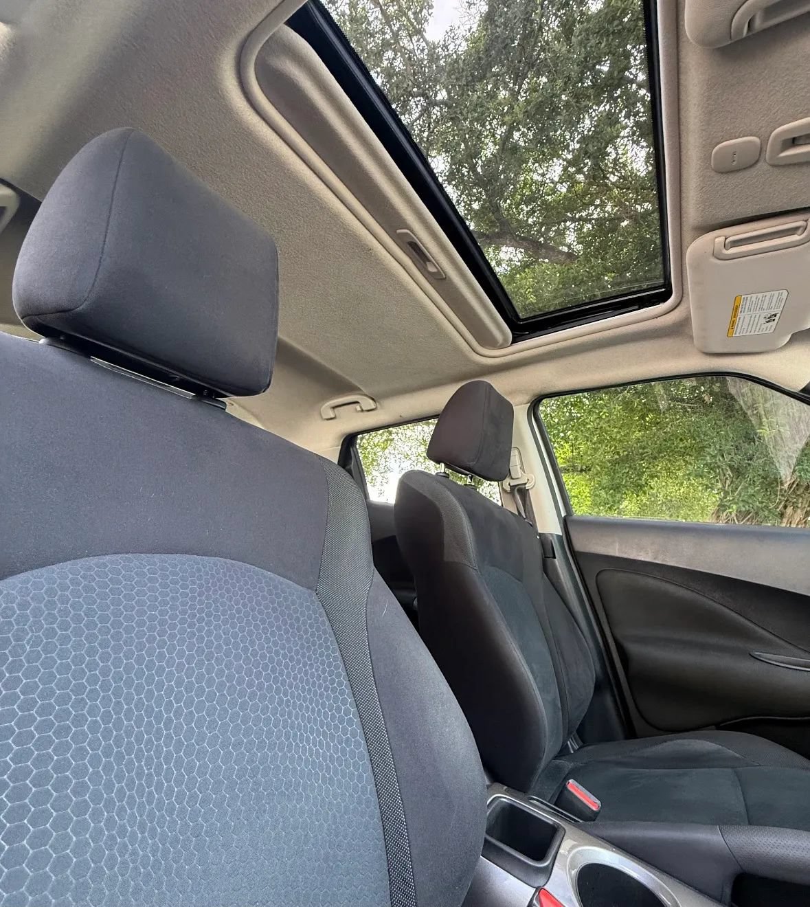 Used 2015 Nissan Juke SV FWD image 15