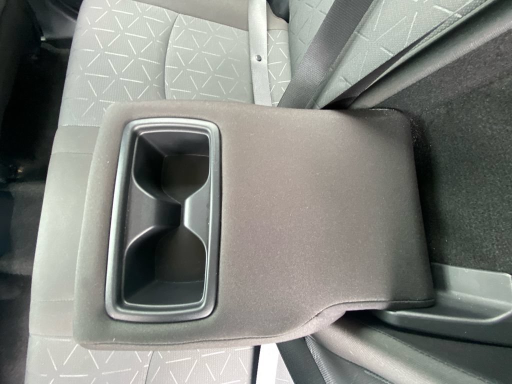 Used 2024 Toyota RAV4 XLE AWD/4WD image 30