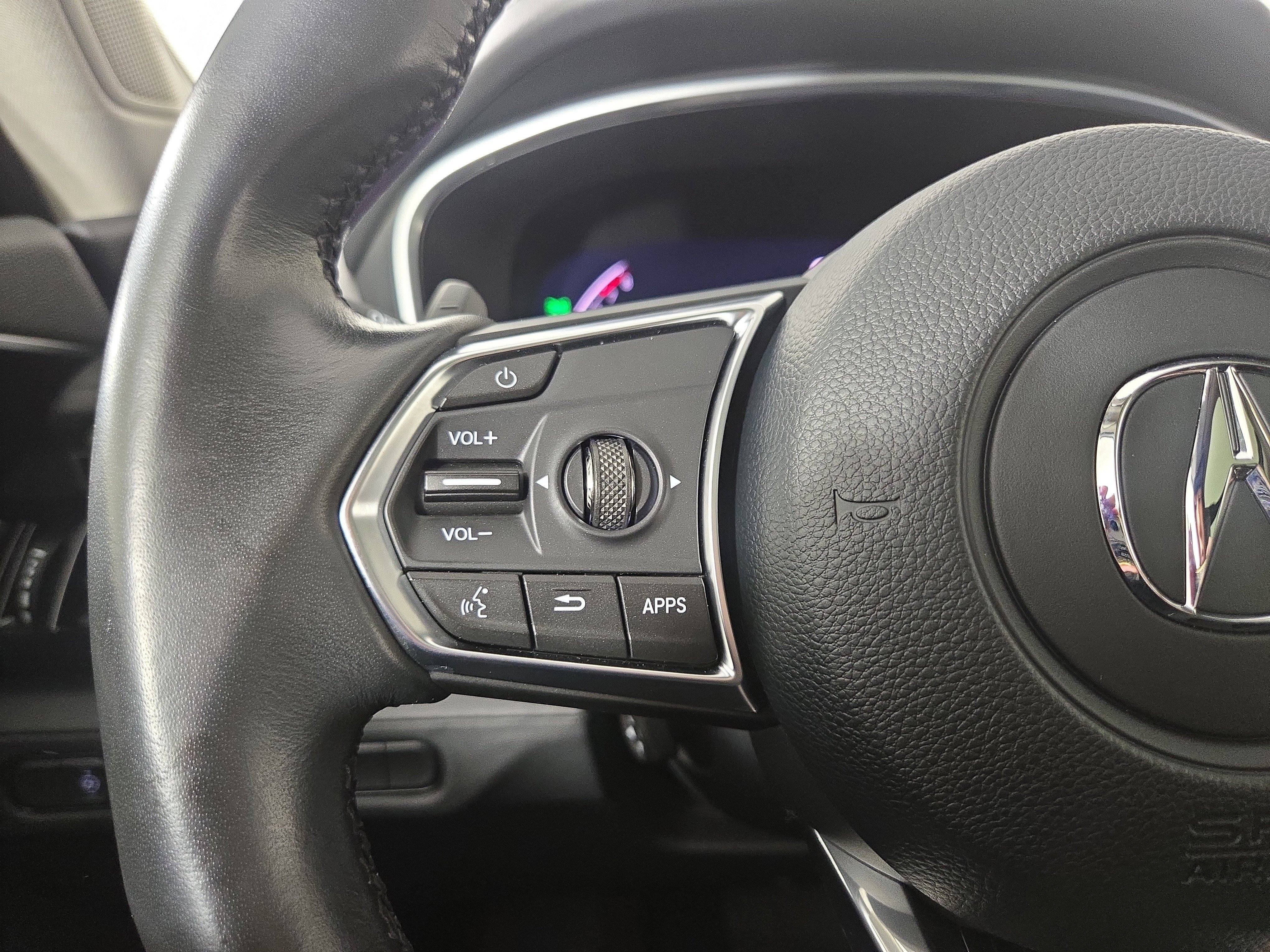 Used 2024 Acura MDX SH-AWD w/ Technology Package image 16