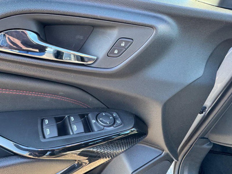 New 2026 Chevrolet Trax RS w/ Driver Confidence Package image 31