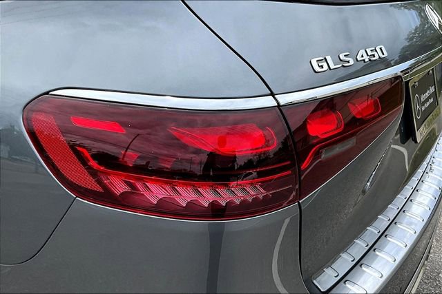 Used 2024 Mercedes-Benz GLS 450 4MATIC image 20