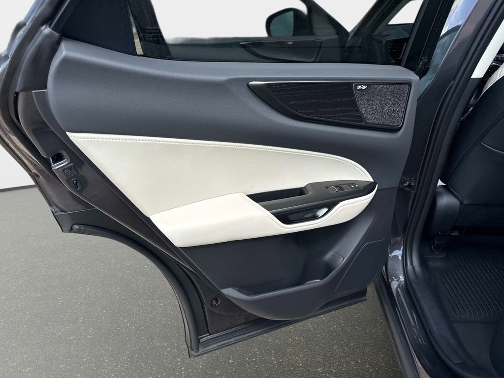 Used 2025 Lexus NX 350h AWD w/ Accessory Package (2T) image 11