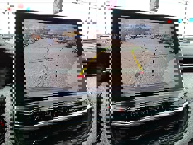 Used 2022 Jeep Compass Latitude image 17