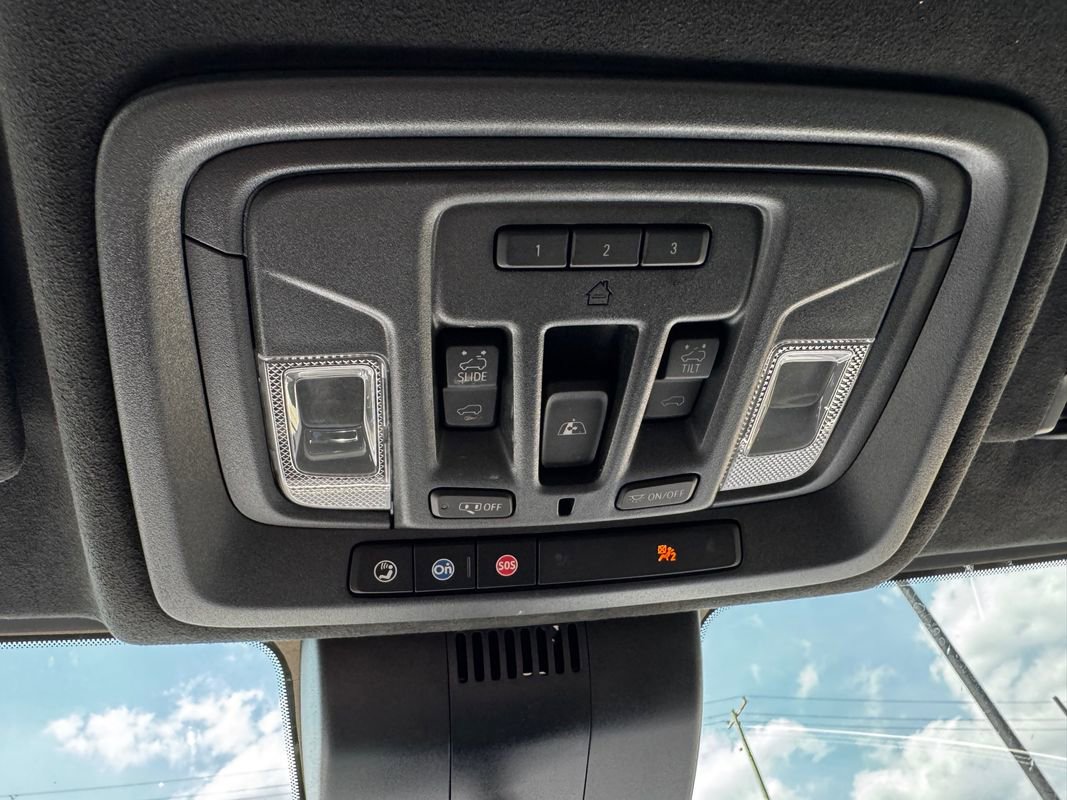 Used 2025 GMC Sierra 2500 AT4X AWD/4WD image 20