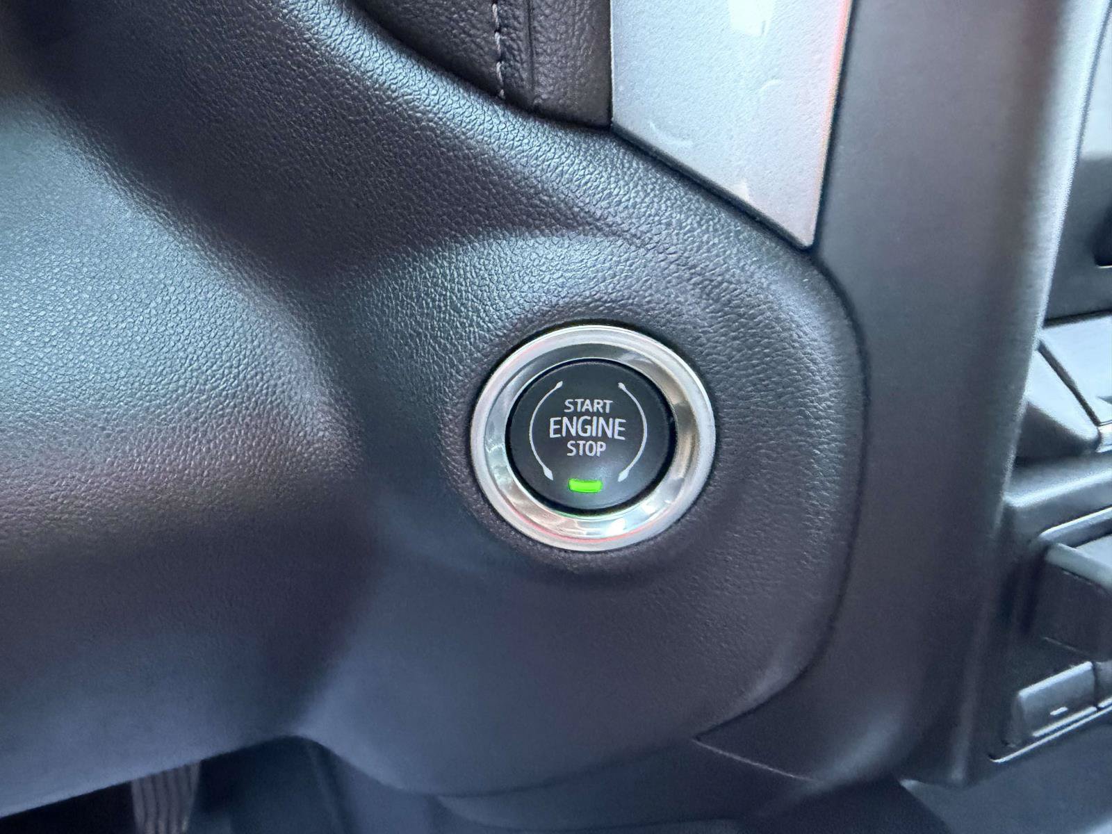 Used 2020 Chevrolet Silverado 1500 RST AWD/4WD image 23