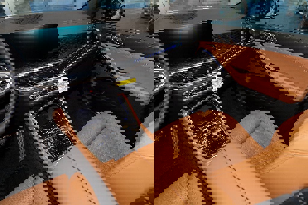 New 2026 BMW X6 M60i image 39